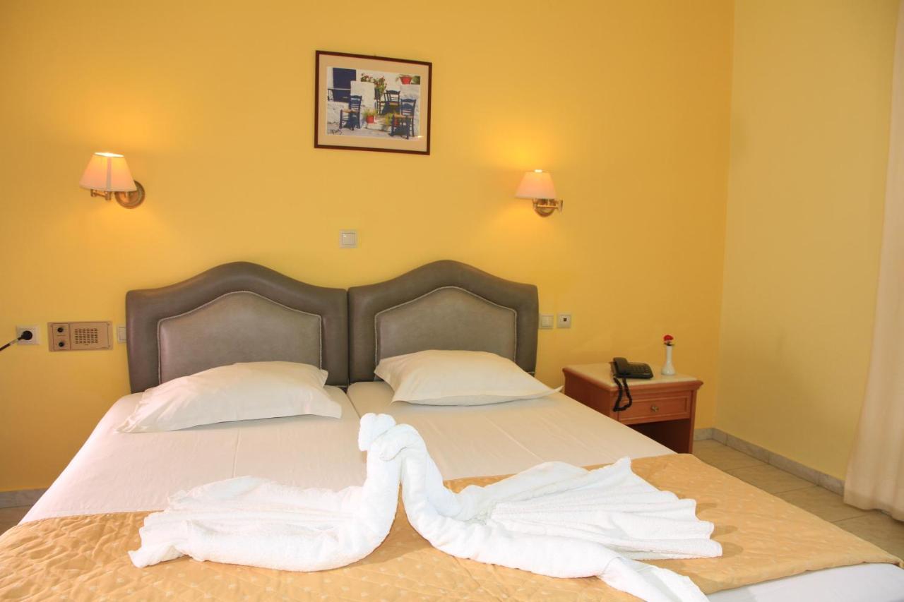 Dedalos Beach Hotel Sfáka Buitenkant foto