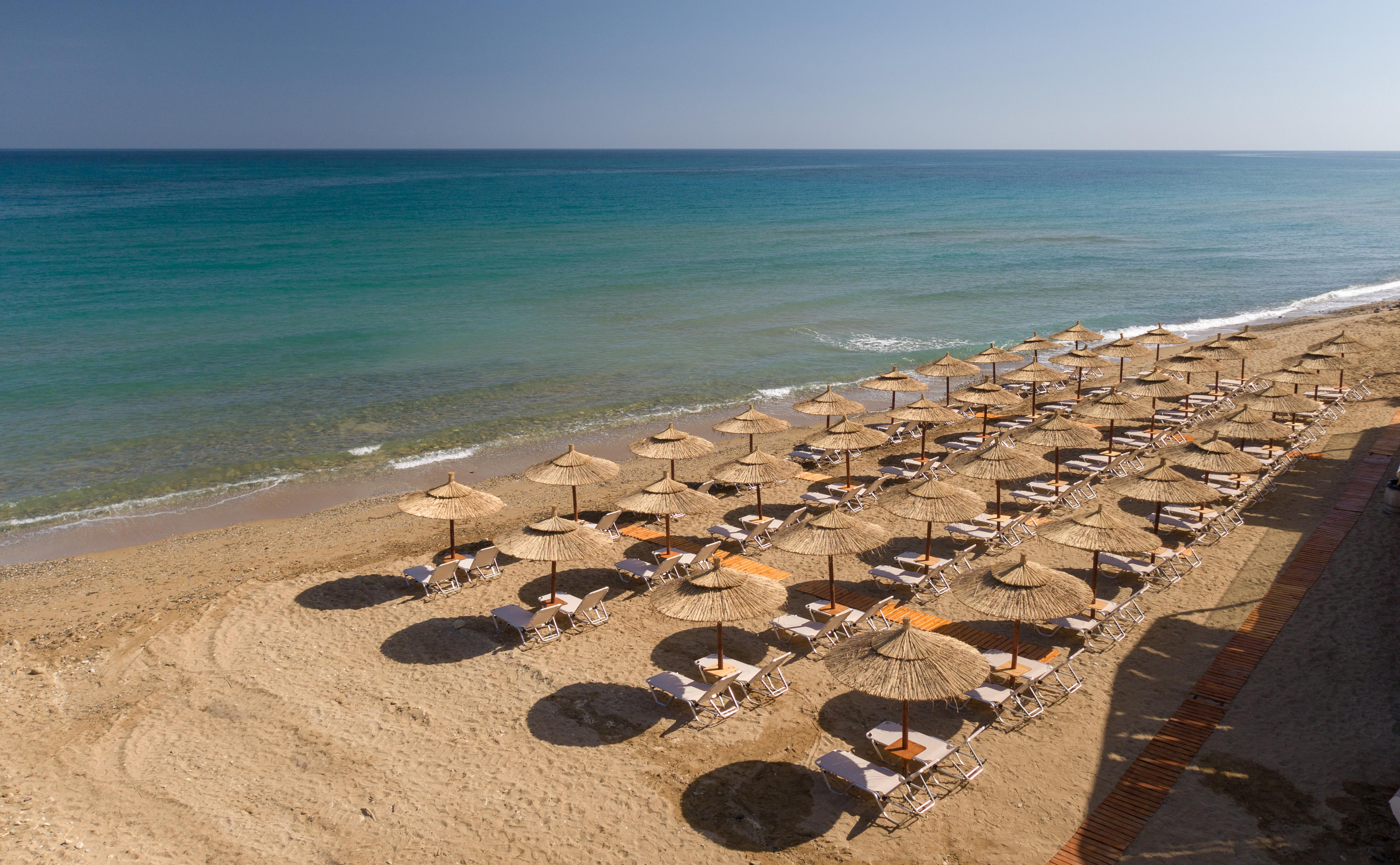 Dedalos Beach Hotel Sfáka Buitenkant foto